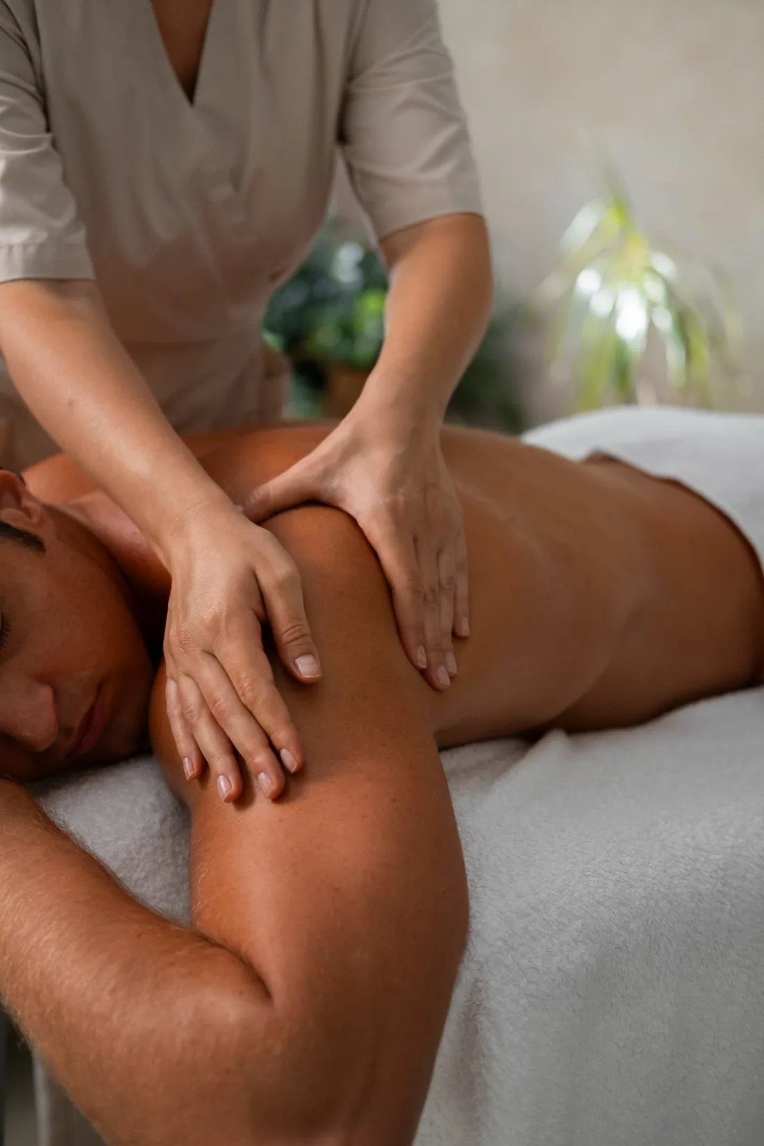 Deep Tissue Massage at Emerald Spa & Bistro in Sherwood Park